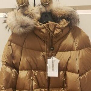 MAX MARA Weekend - Puffer Coat with fur hoody New With Tags Size 4